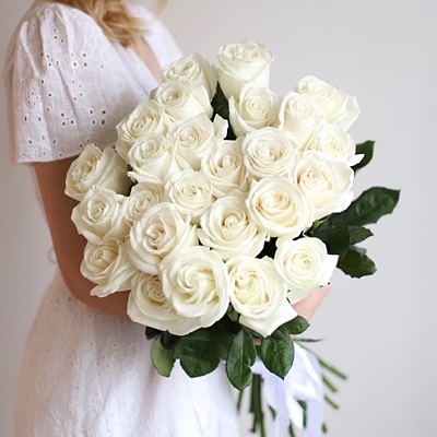 Отправить белые розы в Стамбул