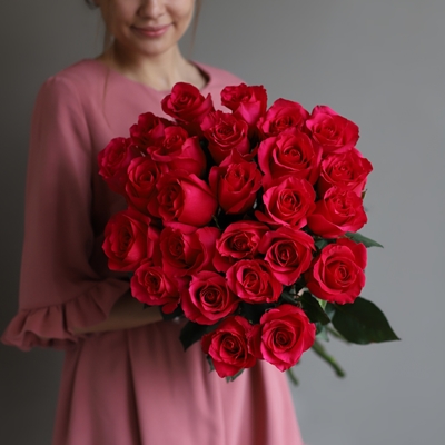 Send luxury roses to Istanbul